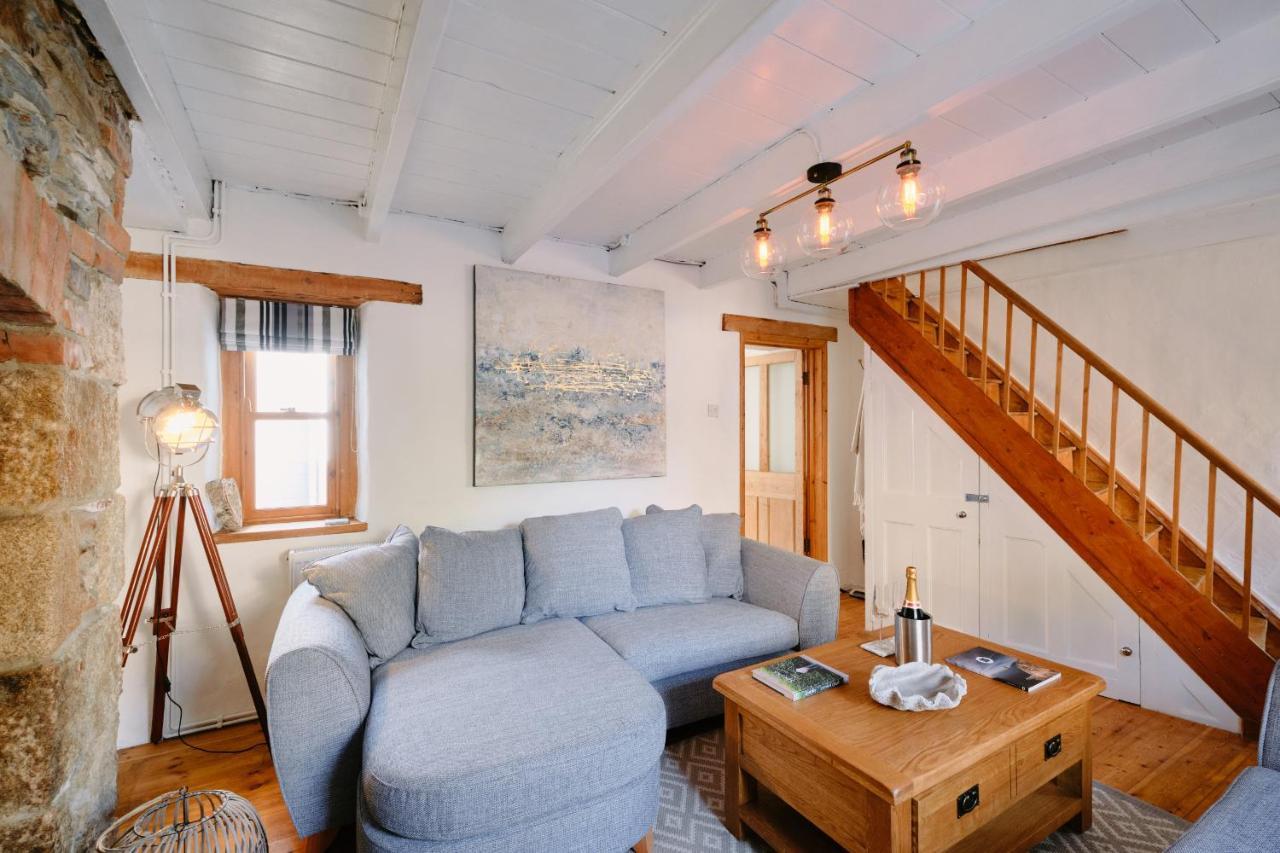 Finest Retreats - Scallop Cottage ポースレーヴェン エクステリア 写真