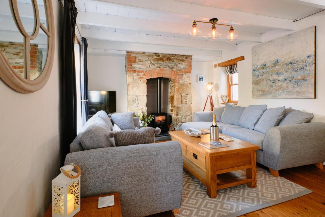 Finest Retreats - Scallop Cottage ポースレーヴェン エクステリア 写真