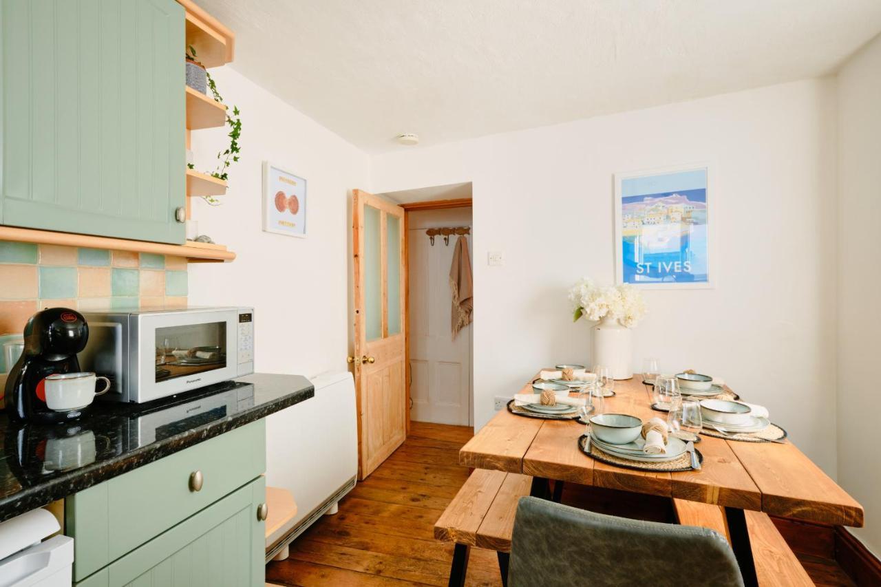 Finest Retreats - Scallop Cottage ポースレーヴェン エクステリア 写真